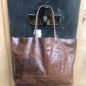 Hobo Original Vintage Hide Rozanne Leather Tote